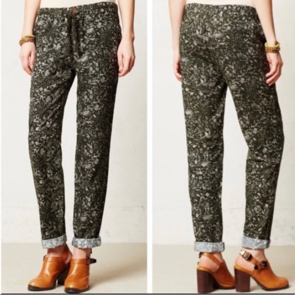 Anthropologie Pants - Anthropologie Hei Hei Fernwood Green Floral Pants